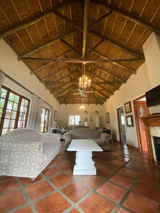 Arcadia Luxury Guesthouse Kroonstad Exterior foto